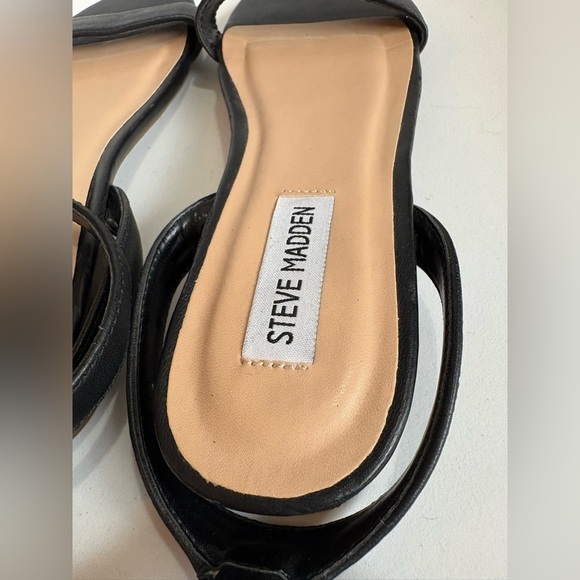 Steve Madden Lahnee black leather flat ankle strap sandals size 7.5 - Picture 7 of 10